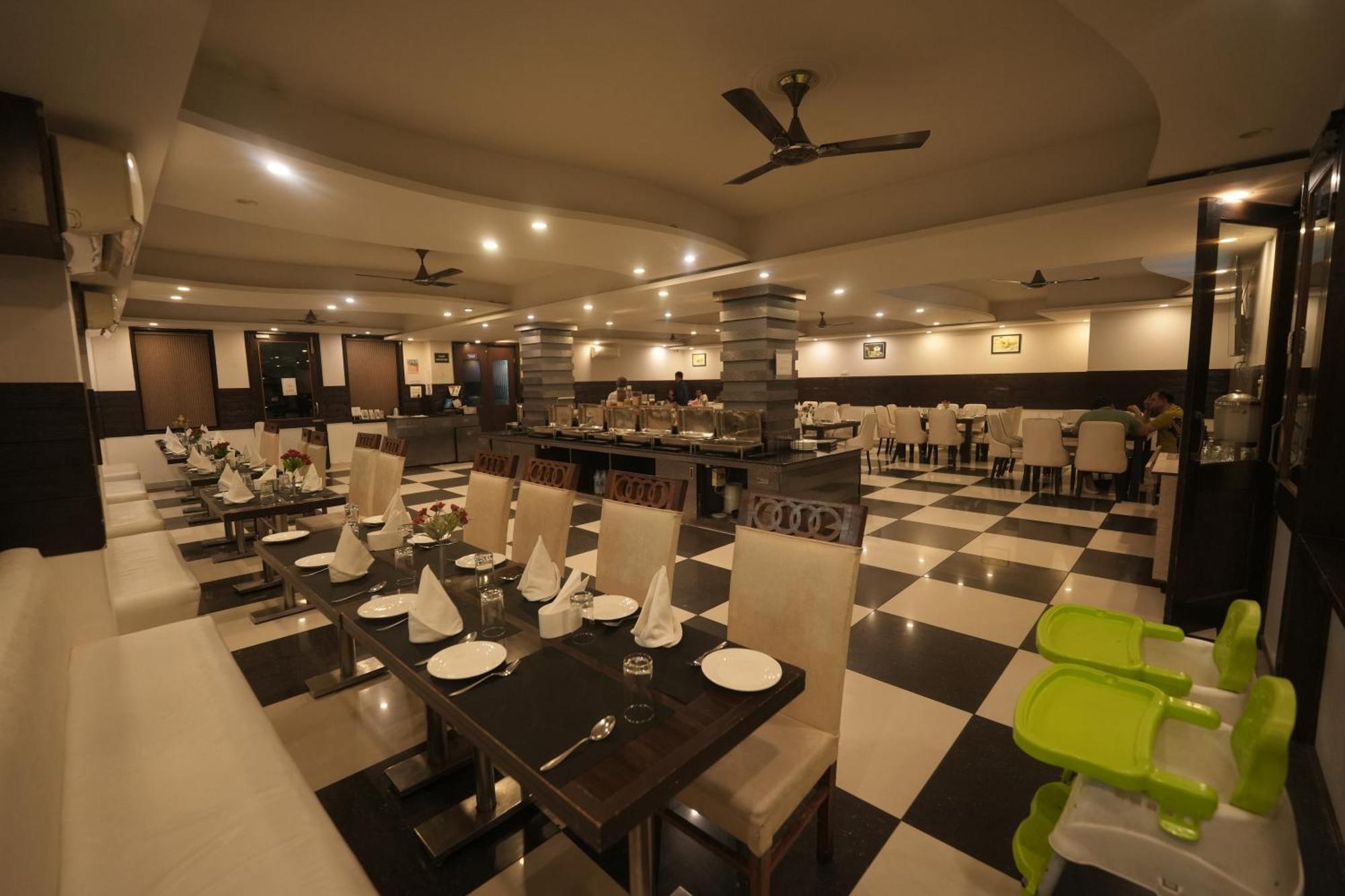 D'Polo Club & Spa Resort Dharamshala Eksteriør billede