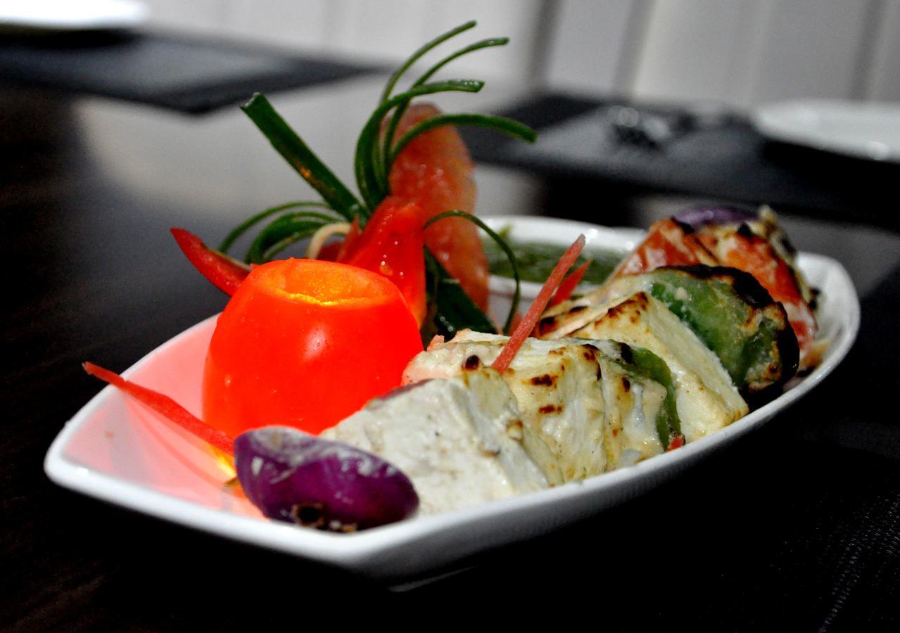 D'Polo Club & Spa Resort Dharamshala Eksteriør billede